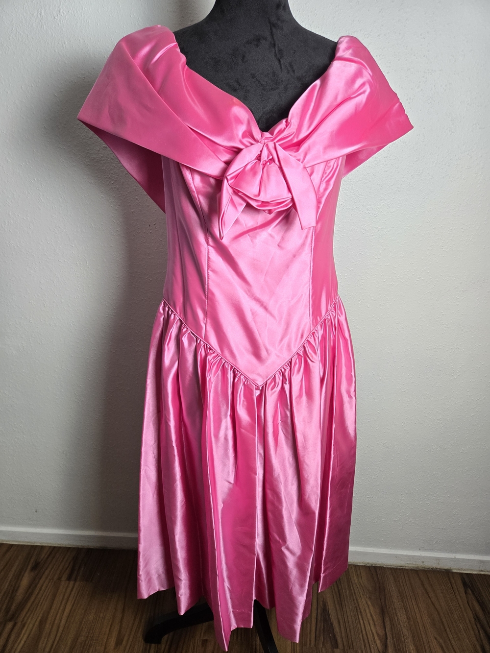 Vintage Bright Pink Satin Prom Dress with Bow Neckline